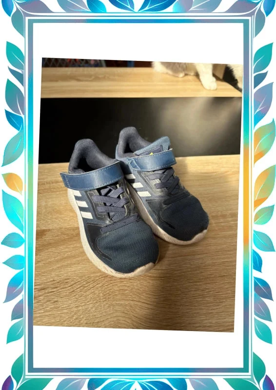 Basket adidas pointure 24